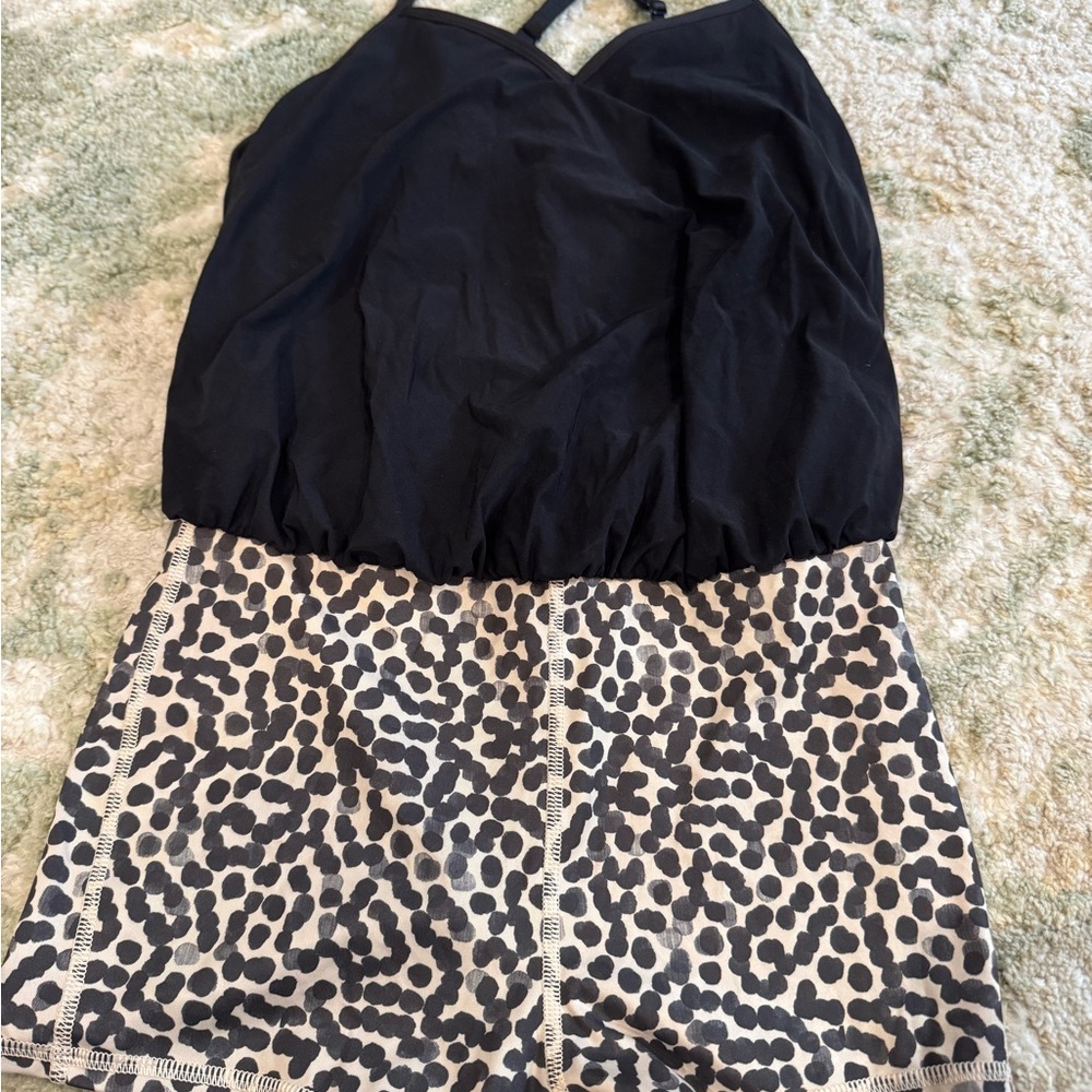 Lululemon plays it NWT